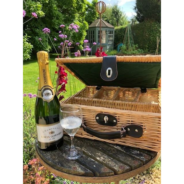 Louis Dornier Champagne Hamper with 4 Glasses