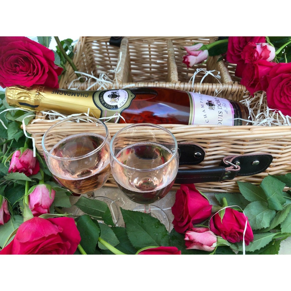 Louis Dornier Rose Champagne hamper with 4 glasses